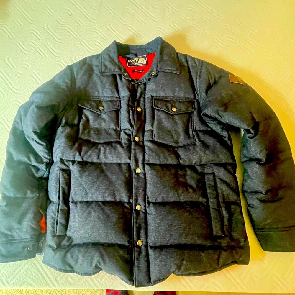 The North Face Puffer Jacket - Unisex - Size:Medium - Excellent Condition